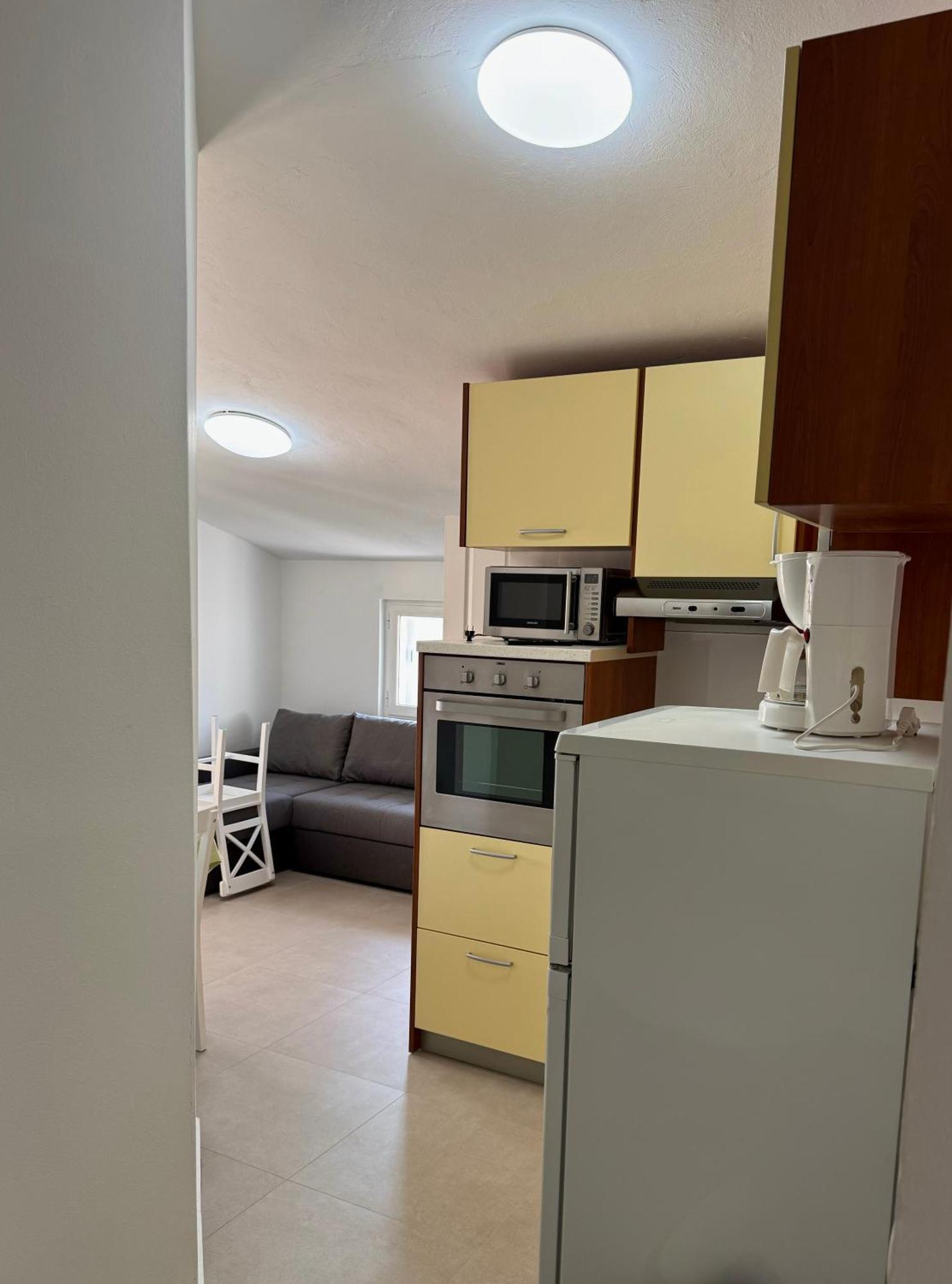 Apartman Marta - - Near The Sea Zára